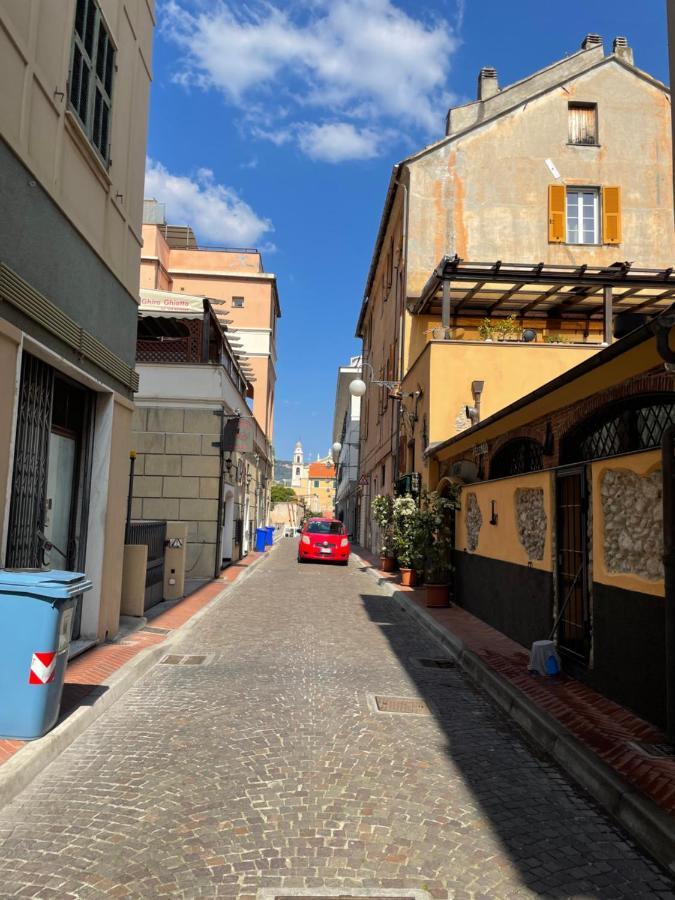 Appartamento Stella Marina In Pieno Centro Di Pietra Ligure Sulla Passeggiata E A Un Passo Dal Mare ภายนอก รูปภาพ